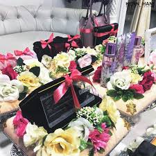 We did not find results for: Kern Hani Dream Wedding Gubahan Hantaran Bertemakan 3 Warna Bunga Iaitu Pink Kuning Putih Diselitkan Juga Dengan Daun Berwarna Hijau Yang Setentunya Warna Tema Yang Sesuai Untuk Pengantin Perempuan