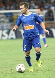 Cruzeiro attacker everton ribeiro is staying calm over talk of an imminent manchester united move. Everton Ribeiro Preve Agressividade Do Cerro E Receita Atencao No Paraguai Cruzeiro Home