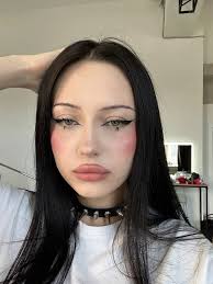 Pin von Fiona Lefebvre auf Makeup