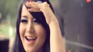 Ria amelia sms official video dangdut exclusive. Juwita Bahar Kereta Malam Official Music Video Hd Chords Chordify