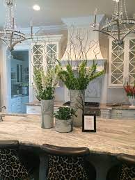 23 Impressive Kitchen Counter Decor Ideas For Styling Your Kitchen Kitchen Island Decor Dining Room Table Centerpieces Kitchen Island Design