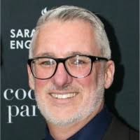 80+ perfiles de «Derek Bird»