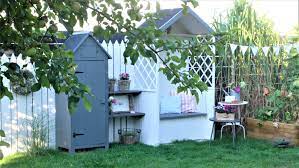 Wir haben uns auf die suche nach einfachen ideen gemacht, die ihr ohne ein großes budget sofort umsetzen könnt. Wohnen Auf Dem Land Wir Lassen Einen Zaun Optisch Verschwinden Und Verschonern So Unseren Garten