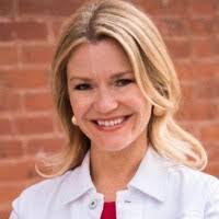 Rebecca Sievert's Instagram, Twitter & Facebook