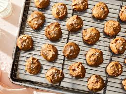 We love to make homemade cookies together, but baking with kids can get a how can common kitchen ingredients like sugar, eggs, flour, butter, chocolate chips, peanut butter and more be transformed into so many choices? A No Measure Hack For Peanut Butter Cookies