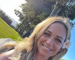 Diane Baumgartner's Instagram, Twitter & Facebook