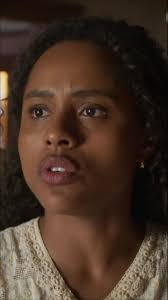 O delegado consegue provas que comprovam a inocência de Beatriz e decide  prender Juliano. #novelasglobo #garotadomomento #fouryou #resumodenovelas  #novelas