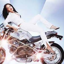 Aaliyah Aaliyah Outfits Aaliyah Style Aaliyah Pictures