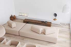 Baik itu untuk keluarga yang sudah lama berumah tangga ataupun untuk keluarga baru. Hemat Ruang Dengan 7 Model Sofa Ruang Tamu Minimalis