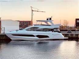 It`s overall length is 10.67 meters. Asyw8mwgfa5bem
