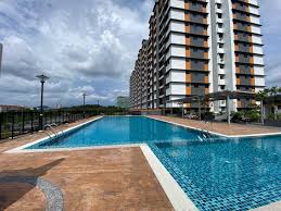 Mercu tanda kawasan ini ialah sekolah. Residensi Zamrud Kajang 2 Rm329 000