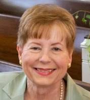 Grace Phifer's Instagram, Twitter & Facebook