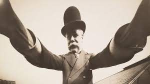 Das älteste foto der welt ist teil der ausstellung die geburtsstunde der fotografie. Fotografie Das Alteste Selfie Der Welt Computer Bild