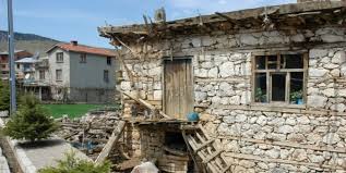 Nevşehir'de taş i̇şçiliği ve taş yontucuları taş ev fiyatları. Kargir Ne Demek Kargir Ev Nedir