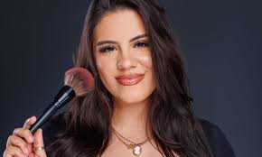 Pamela Saucedo's Instagram, Twitter & Facebook