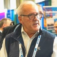 16600+ "(chris)christopher" profiles