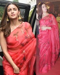 15 Times Alia Bhatt Wowed Us In Sarees Gold jhumkas and a neat bun rounded out her look! 15 times alia bhatt wowed us in sarees