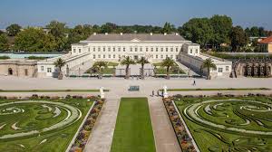 There is also a pretty pavillion here, on a tiny island in a. Herrenhausen Hannovers Modernes Schloss Ndr De Ratgeber Reise Hannover Und Umgebung