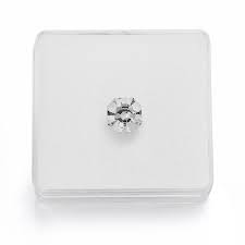 Real diamonds have sharp edges because they are cut by professional diamond cutters. How To Tell A Fake Diamond From A Real Diamond 8 Different Ways