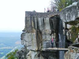 America's deepest commercial cave and largest underground waterfall open for on their initial trip into the caverns, they discovered numerous interesting rock formations and were awestruck to find a magnificent waterfall. Lookout Mountain Ruby Falls Rock City