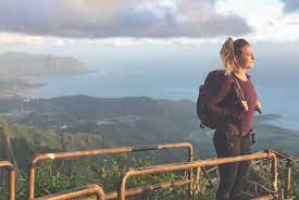 I'm in my mid 20s, have a couple of stem degrees, and have been working as a web app developer for the last couple of years in my hometown of nowhere, michigan. I Quit My Job And Moved To Hawaii Career Contessa