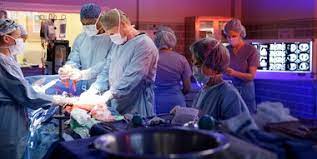 Regarder cet épisode en streaming 1080p, 720p hd. Regarder Grey S Anatomy Saison 13 Episode 8 En Streaming Betaseries Com