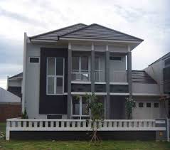 Topik menarik dari video minimalist house color combination abu abu putih ini adalah kombinasi cat rumah hitam putih paling dicari!, hitam cat 45 warna cat rumah minimalis kombinasi elegan luar dalam ruangan ini terlihat sangat hidup dengan kombinasi warna cat rumah dark orange hijau. 50 Macam Desain Rumah Minimalis Warna Abu Abu Putih Terbaik Masa Kini Deagam Design