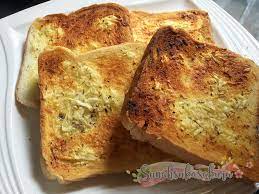 Ini kerana bahan pengawet didalam roti tersebut sudah luput tarikhnya. Wordless Wednesday Apa Boleh Buat Dengan Roti Gardenia Sunah Suka Sakura