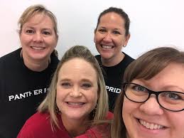 Amy Hewitt (@AHewity)