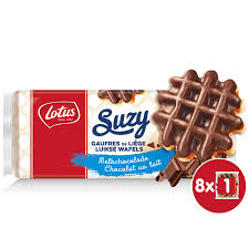 De ene zet z'n tanden het liefst in een luchtige brusselse wafel, de andere kiest voor de suikerrush van een luikse wafel. Lotus Suzy Luikse Wafel Melkchocolade Www Delhaize Be