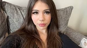 Liya Zhang's Instagram, Twitter & Facebook