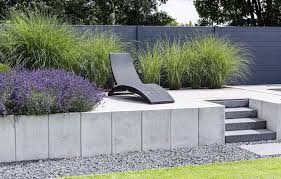 Pures Design Un Design Mauernim Pures In 2020 Betonblock Garten Gartenarchitekt Landschaftsbau
