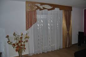 Klassischer Wohnzimmer Vorhang Mit Seitenschal In Braun Champagner Http Www Gardinen Deko De Klassischer Wohnzimmer Vor Living Room Decor Decor Living Room