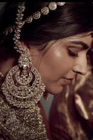 Kundan Earrings: Matte Gold Indian Jewelry With Sahara