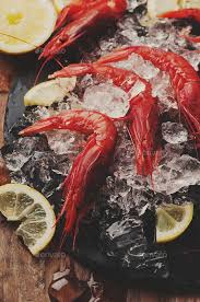 Raw Fresh Shrimps With Ice And Lemon Fresh Fish Photography Fish Food Photography Shrimp Raw