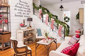 We have numerous decorating ideas for living rooms on a budget for people to optfor. 35 Stunning Low Budget Christmas Home Decor Ideas For 2021