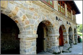 Staviteľom bol josef jirásek z uherského brodu. VeÄ¾ka Javorina Holubyho Chata 905 M N M Mapio Net