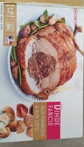 Versez dans le fond du plat 4 c à soupe faites cuire th 7 (210°c) pendant 2h15 à 2h30. Dinde Farcie Aux Marrons Et Aux Cepes