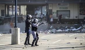 At least six people have been killed and nearly 500 arrested since zuma handed himself in to police last week. Enc1kypuzn3jvm