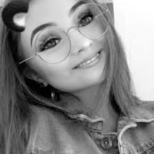 Macy Wright (@macywrightx)