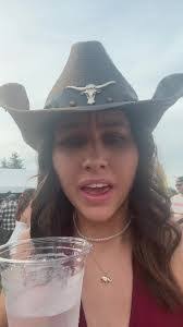 Tessa Dunlap's Instagram, Twitter & Facebook