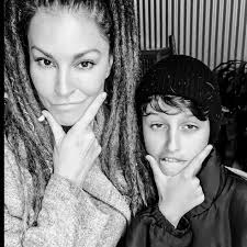 Wandering Ozzie-By Simmone Jade Mackinnon