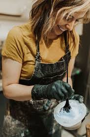 Boston Distressed Denim Bib Apron Black Stylists Aprons Hair Stylist Outfit Hairstylist Apron