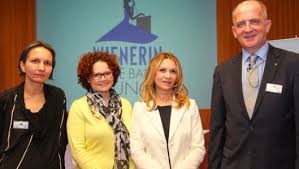 Bank austria stephansplatz 7a in wien innere stadt, ☎ mit ⌚ öffnungszeiten, anfahrtsplan und ausstattung. Wienerin Erste Bank Lounge Leadersnet