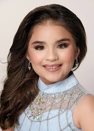 Madison Crow's Instagram, Twitter & Facebook