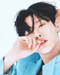 No other main rapper can sing as good as her, dance as well as her, have such great . Woodz Dnwm On Instagram To Every Models It Might Be That Your Job As A Model Cannot Be Maintained There S All Rounder Cho Seungyoun Wi Model Kpop Fan Edits