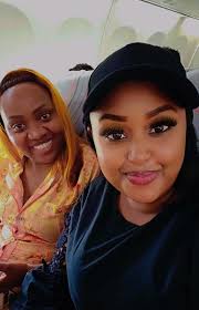 Tiktok live ya Mamake Boaz Gutu amepromise 10 fans 2k each for sikukuu and  she has fulfilled the promise, nimesoma message ya shukrani ya one of the  fan, i felt pain, she