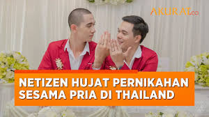 Explore tweets of miftahul husna @miftahulhsnaa on twitter. Potret Pernikahan Sesama Pria Di Thailand Yang Viral