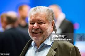 2,661 Kurt Beck Photos & High Res Pictures