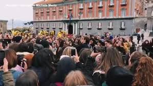 Dopo questo percorso michele si è trasferito in inghilterra. Kamqty44vkwwem